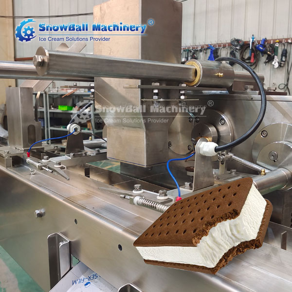 ice cream sandwiche machine